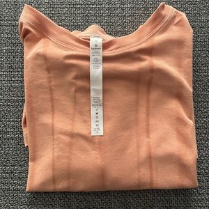 Lululemon All Yours Boyfriend Tee Size 6